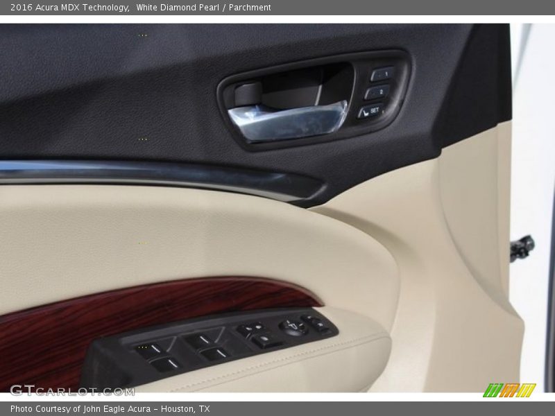 White Diamond Pearl / Parchment 2016 Acura MDX Technology