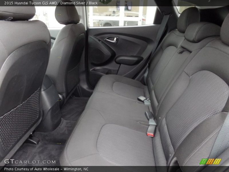 Diamond Silver / Black 2015 Hyundai Tucson GLS AWD