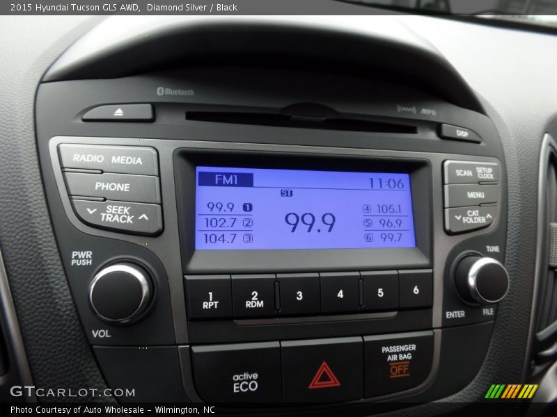Diamond Silver / Black 2015 Hyundai Tucson GLS AWD