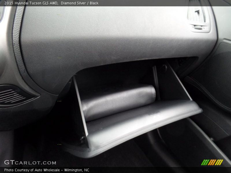Diamond Silver / Black 2015 Hyundai Tucson GLS AWD