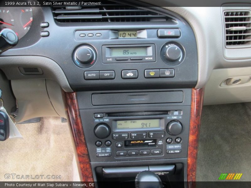 Satin Silver Metallic / Parchment 1999 Acura TL 3.2