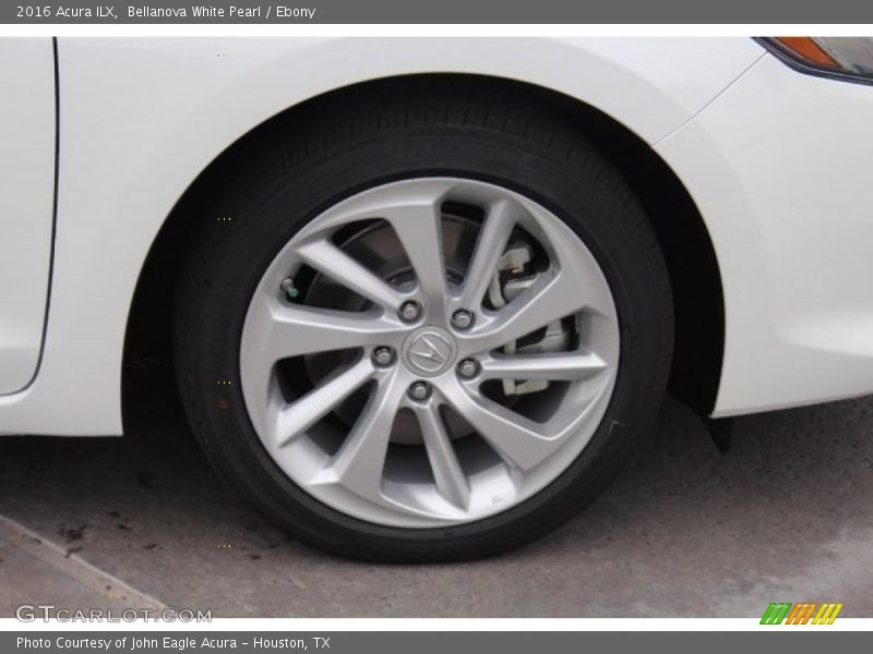 Bellanova White Pearl / Ebony 2016 Acura ILX