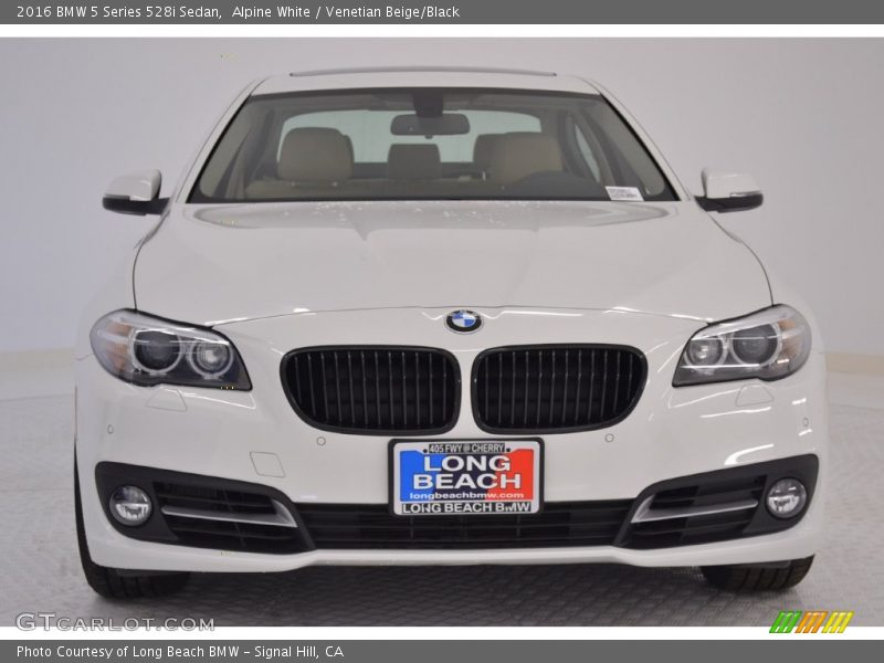 Alpine White / Venetian Beige/Black 2016 BMW 5 Series 528i Sedan