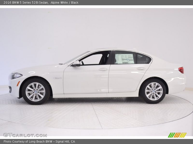 Alpine White / Black 2016 BMW 5 Series 528i Sedan