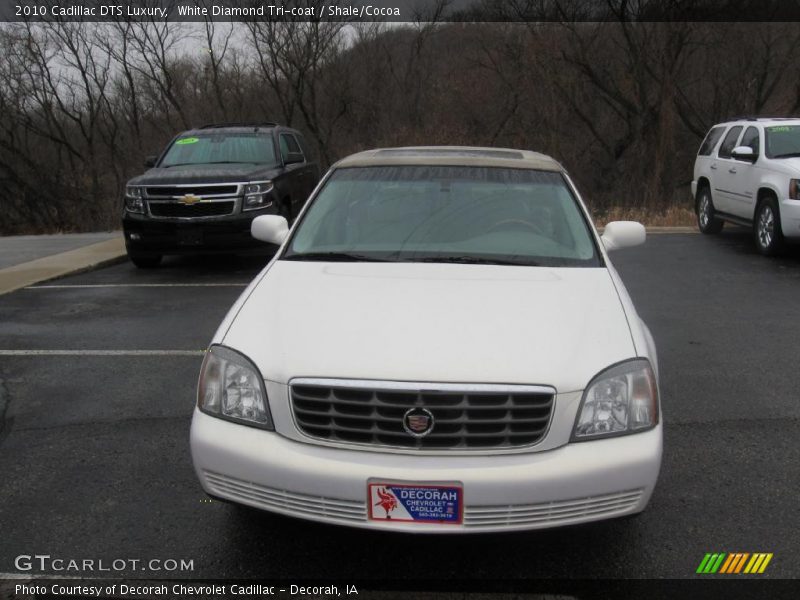 White Diamond Tri-coat / Shale/Cocoa 2010 Cadillac DTS Luxury