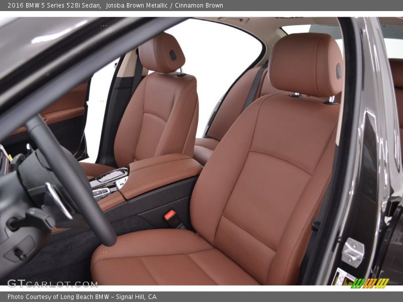 Front Seat of 2016 5 Series 528i Sedan
