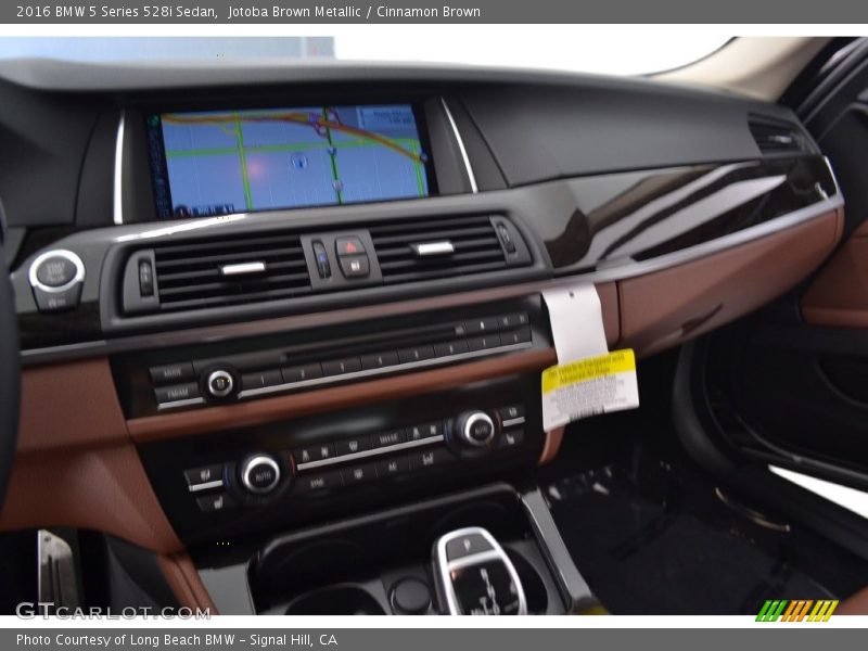 Jotoba Brown Metallic / Cinnamon Brown 2016 BMW 5 Series 528i Sedan