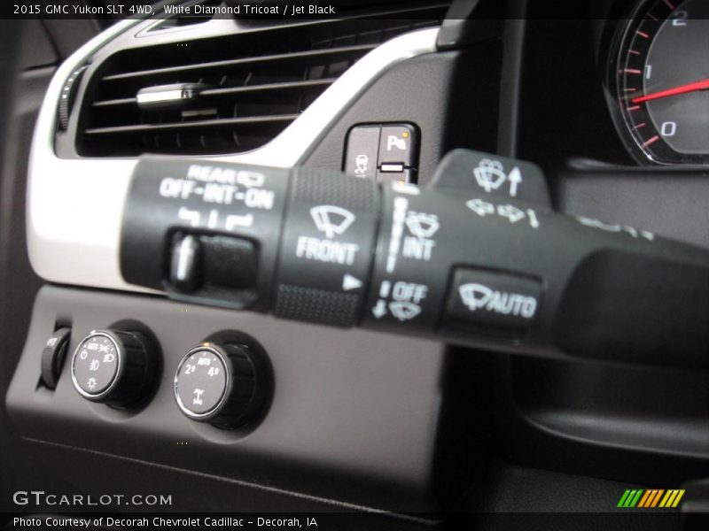 White Diamond Tricoat / Jet Black 2015 GMC Yukon SLT 4WD
