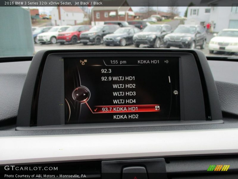 Jet Black / Black 2016 BMW 3 Series 320i xDrive Sedan