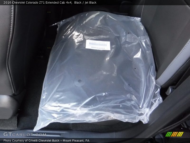 Black / Jet Black 2016 Chevrolet Colorado Z71 Extended Cab 4x4