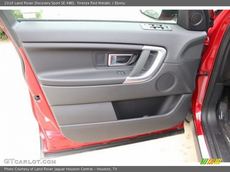 Door Panel of 2016 Discovery Sport SE 4WD