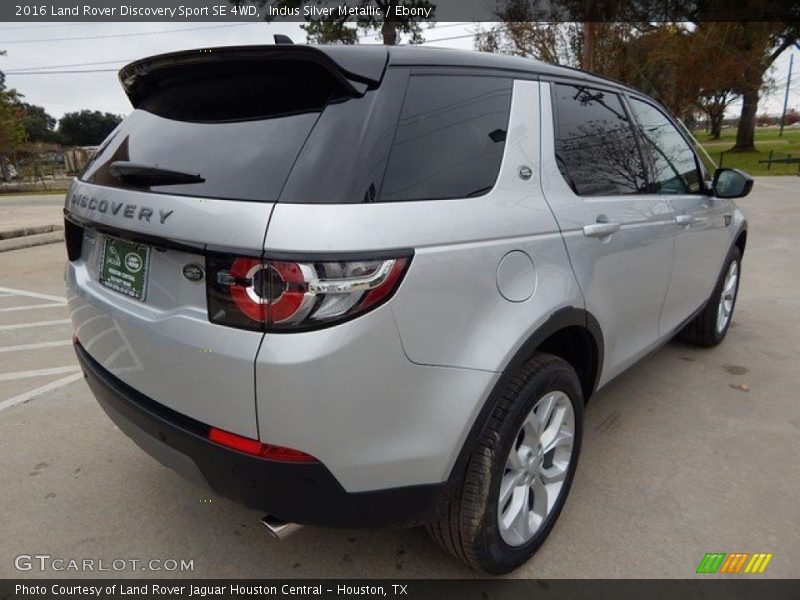 Indus Silver Metallic / Ebony 2016 Land Rover Discovery Sport SE 4WD