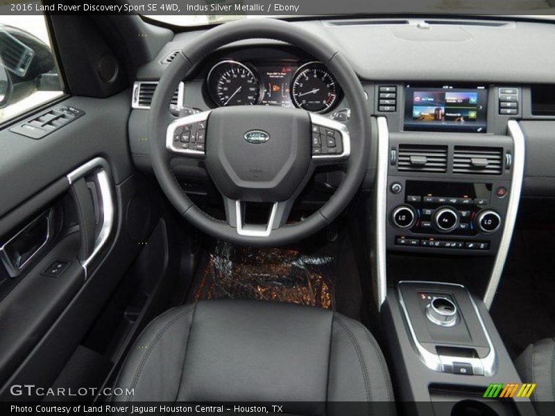 Indus Silver Metallic / Ebony 2016 Land Rover Discovery Sport SE 4WD
