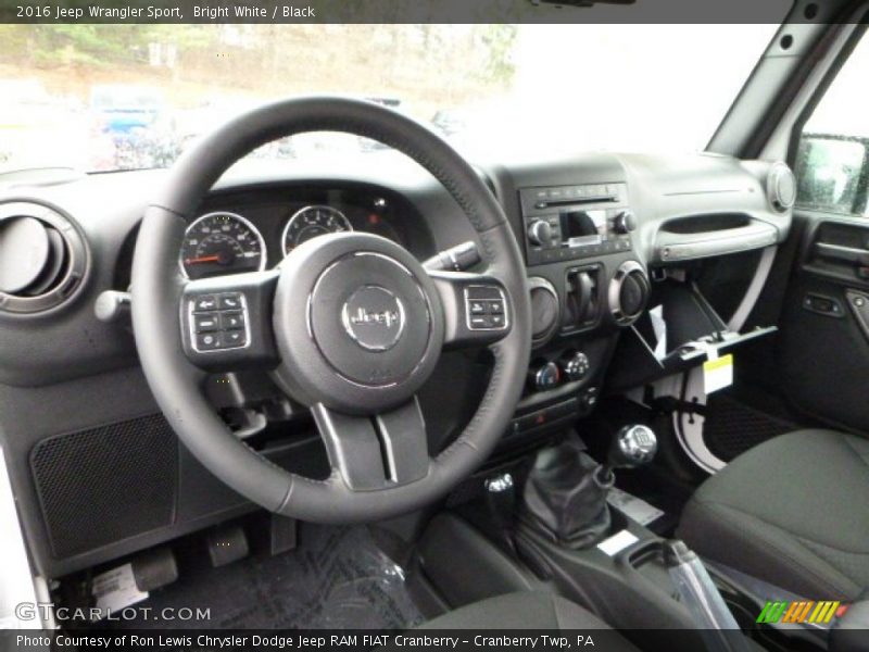 Bright White / Black 2016 Jeep Wrangler Sport