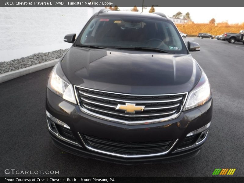 Tungsten Metallic / Ebony 2016 Chevrolet Traverse LT AWD