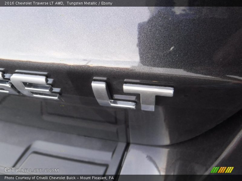 Tungsten Metallic / Ebony 2016 Chevrolet Traverse LT AWD