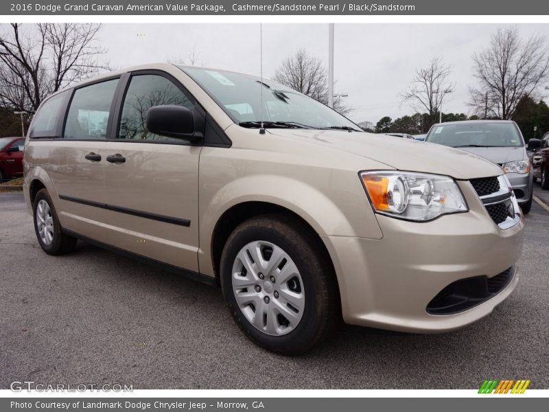 Front 3/4 View of 2016 Grand Caravan American Value Package