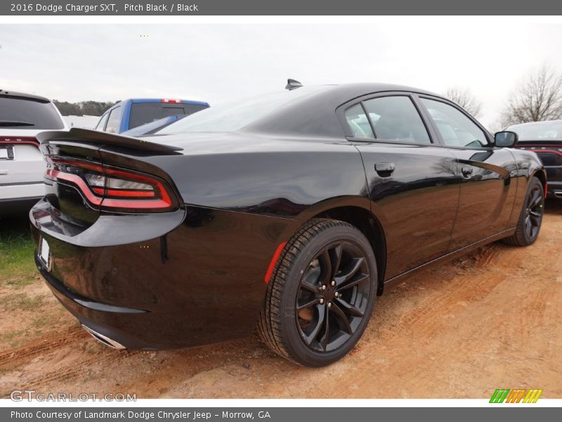 Pitch Black / Black 2016 Dodge Charger SXT