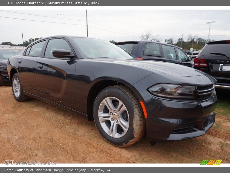 Front 3/4 View of 2016 Charger SE