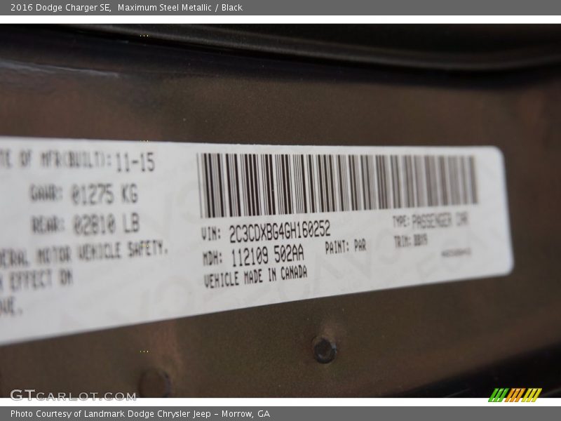 Maximum Steel Metallic / Black 2016 Dodge Charger SE