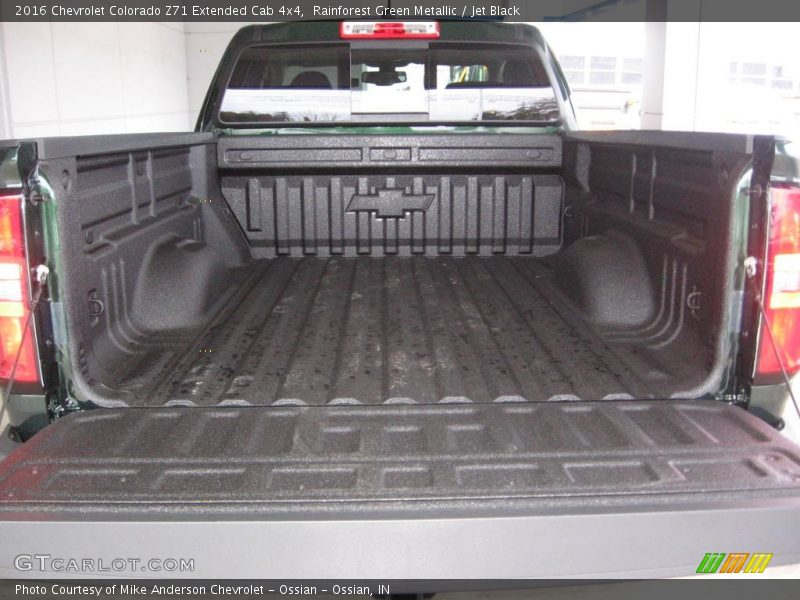  2016 Colorado Z71 Extended Cab 4x4 Trunk