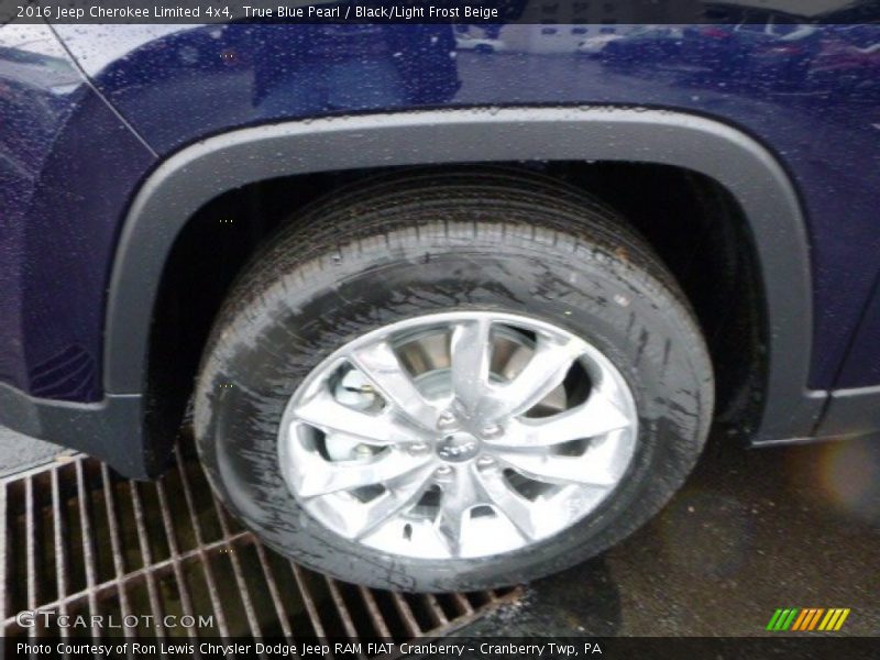 True Blue Pearl / Black/Light Frost Beige 2016 Jeep Cherokee Limited 4x4