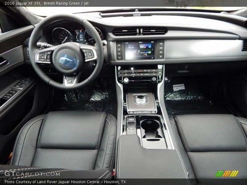 British Racing Green / Jet 2016 Jaguar XF 35t