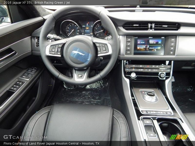 British Racing Green / Jet 2016 Jaguar XF 35t