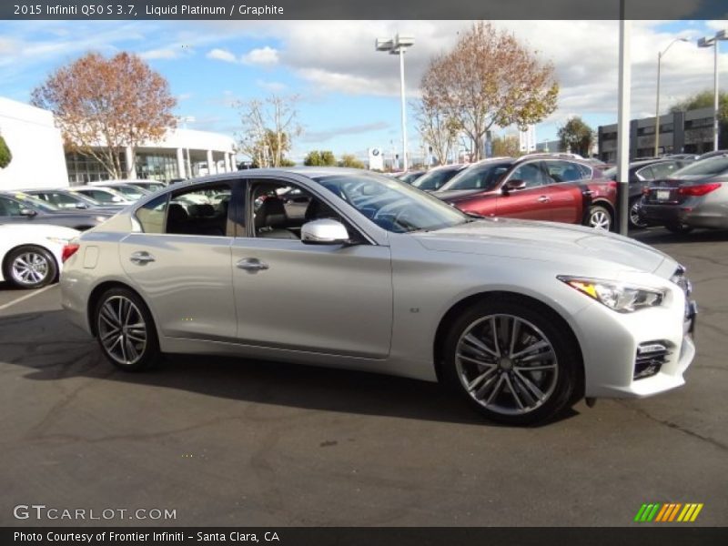 Liquid Platinum / Graphite 2015 Infiniti Q50 S 3.7