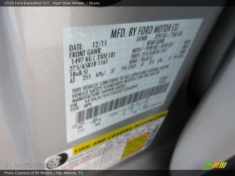 Ingot Silver Metallic / Ebony 2016 Ford Expedition XLT