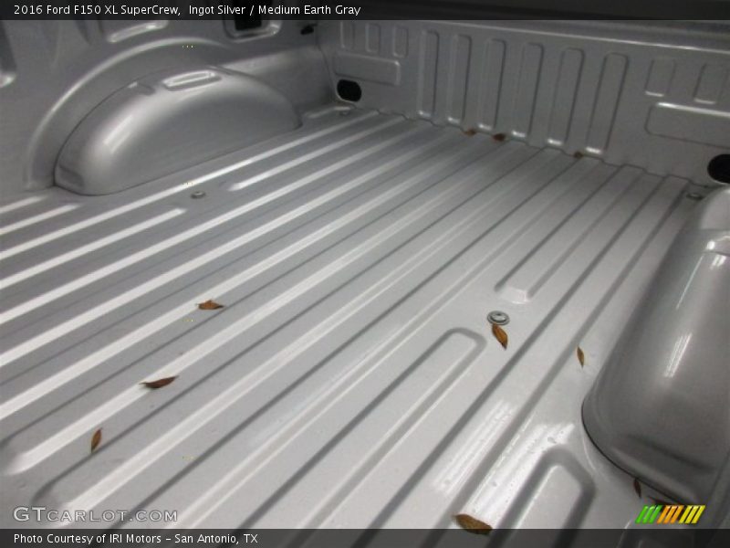 Ingot Silver / Medium Earth Gray 2016 Ford F150 XL SuperCrew