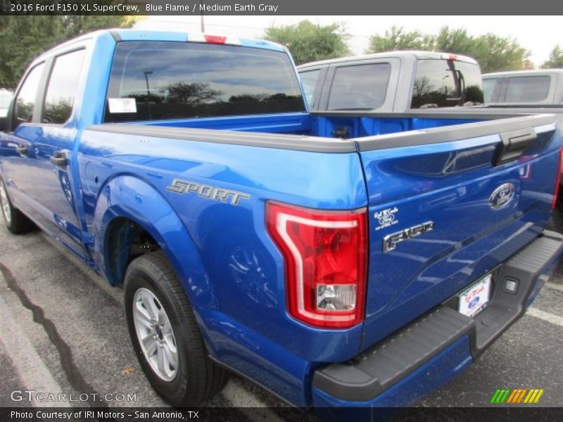 Blue Flame / Medium Earth Gray 2016 Ford F150 XL SuperCrew