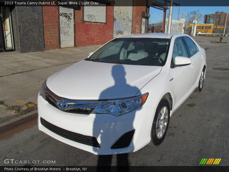 Super White / Light Gray 2013 Toyota Camry Hybrid LE