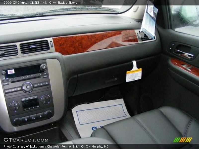 Onyx Black / Ebony 2009 GMC Yukon XL SLT 4x4