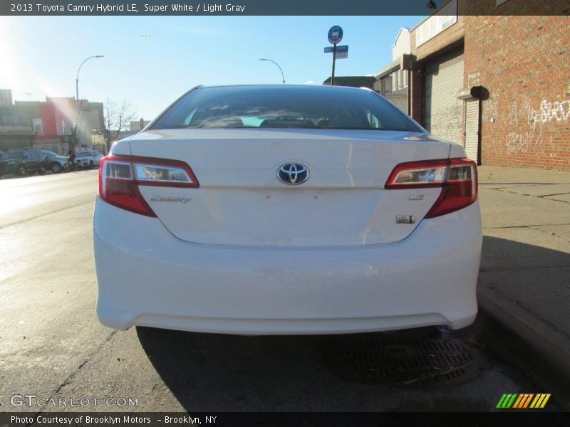 Super White / Light Gray 2013 Toyota Camry Hybrid LE