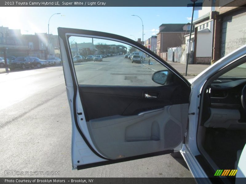 Super White / Light Gray 2013 Toyota Camry Hybrid LE