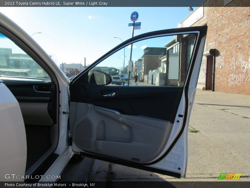 Super White / Light Gray 2013 Toyota Camry Hybrid LE