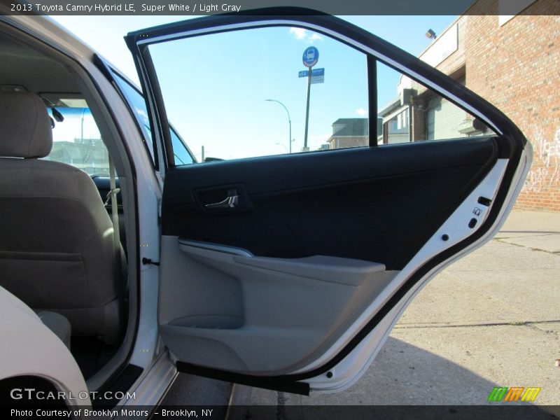 Super White / Light Gray 2013 Toyota Camry Hybrid LE