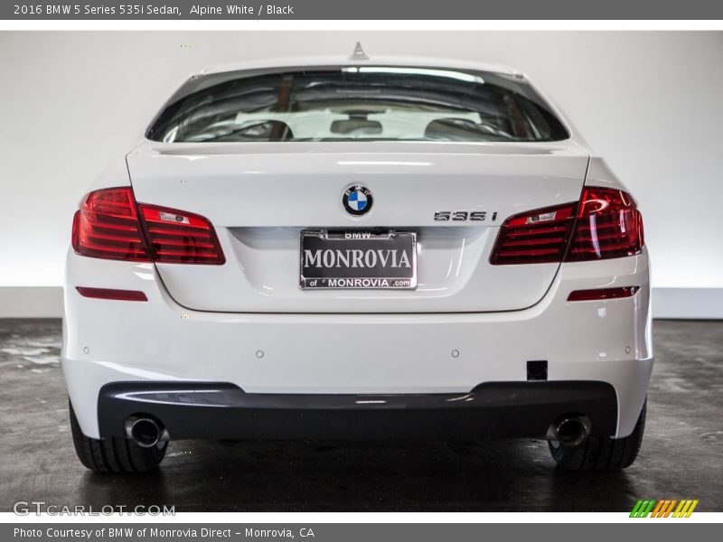 Alpine White / Black 2016 BMW 5 Series 535i Sedan