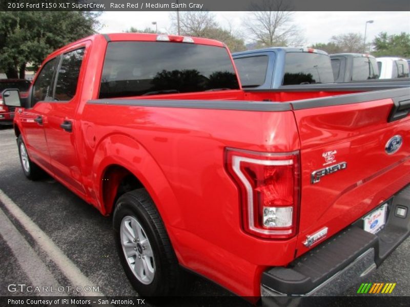Race Red / Medium Earth Gray 2016 Ford F150 XLT SuperCrew