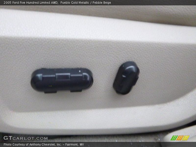 Pueblo Gold Metallic / Pebble Beige 2005 Ford Five Hundred Limited AWD