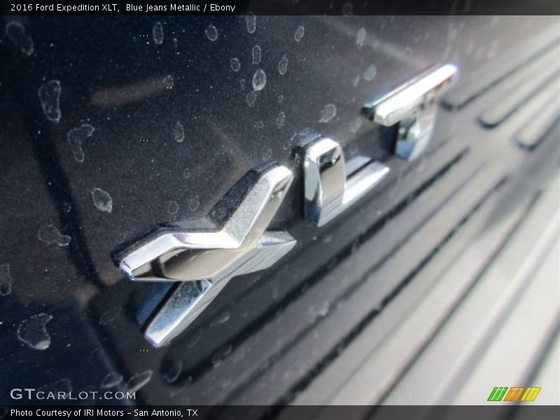 Blue Jeans Metallic / Ebony 2016 Ford Expedition XLT