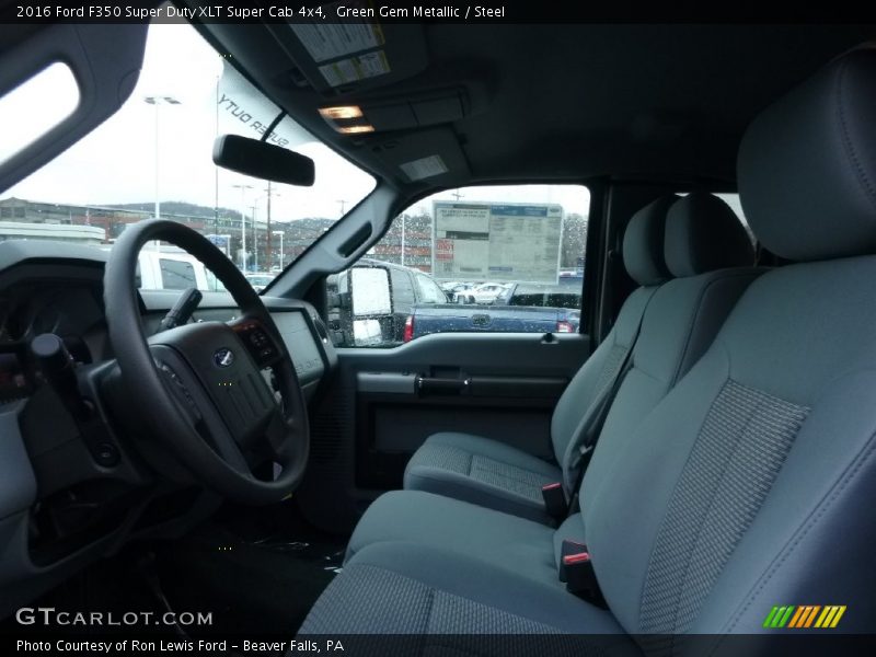 Front Seat of 2016 F350 Super Duty XLT Super Cab 4x4