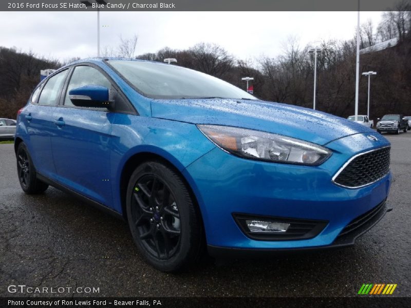 Blue Candy / Charcoal Black 2016 Ford Focus SE Hatch