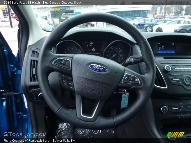 Blue Candy / Charcoal Black 2016 Ford Focus SE Hatch