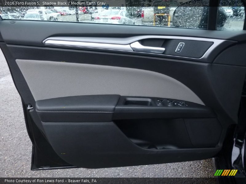 Shadow Black / Medium Earth Gray 2016 Ford Fusion S