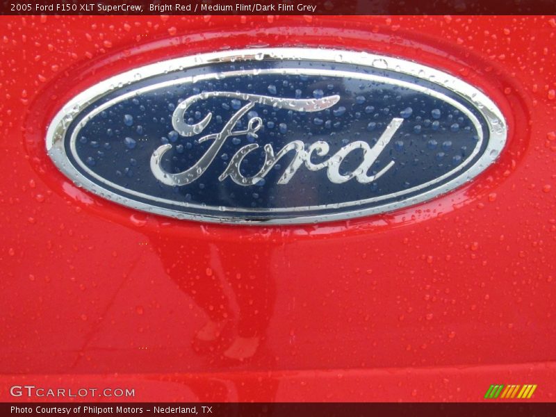 Bright Red / Medium Flint/Dark Flint Grey 2005 Ford F150 XLT SuperCrew