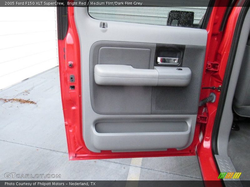 Bright Red / Medium Flint/Dark Flint Grey 2005 Ford F150 XLT SuperCrew
