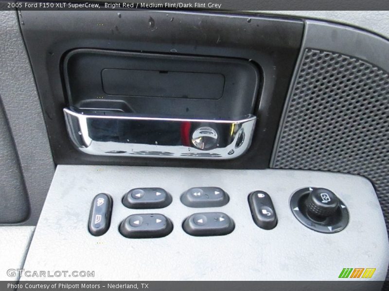 Bright Red / Medium Flint/Dark Flint Grey 2005 Ford F150 XLT SuperCrew