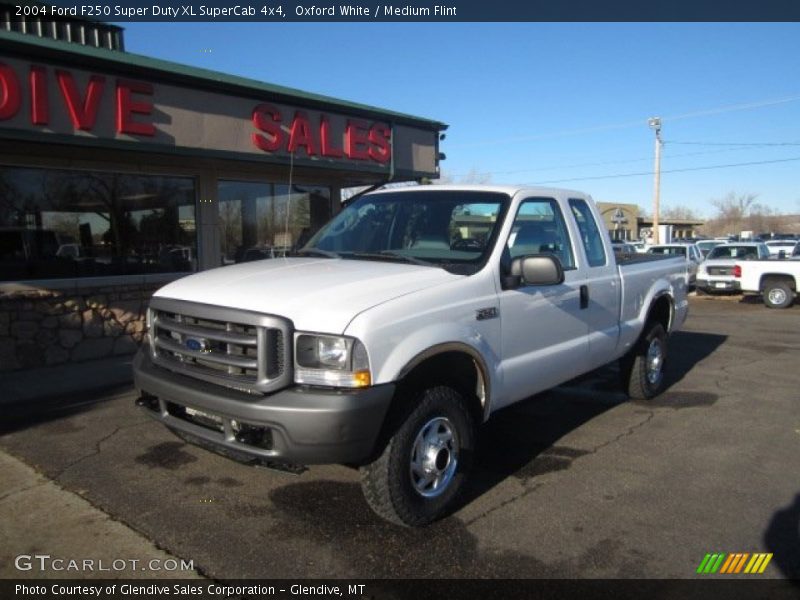 Oxford White / Medium Flint 2004 Ford F250 Super Duty XL SuperCab 4x4
